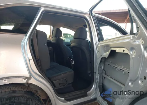 2019 Kia Sorento 3.3L S z USA, uszkodzony, nr VIN 5XYPG4A59KG590661